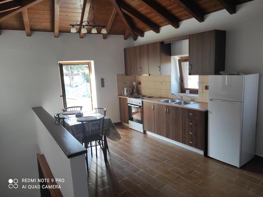 Villa Petroula Kontias Exterior photo