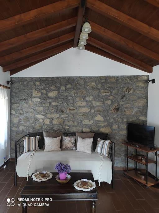 Villa Petroula Kontias Exterior photo
